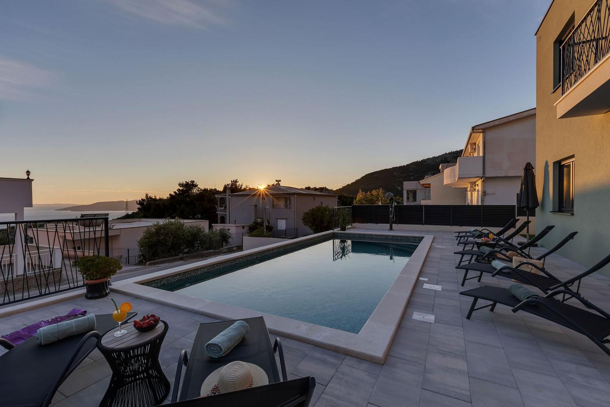 Villa Bava - Swimming Pool With Sea View